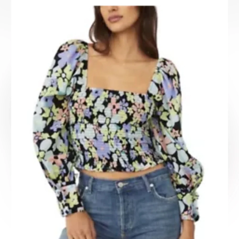 Free People floral puff sleeve smocked long sleeve crop top